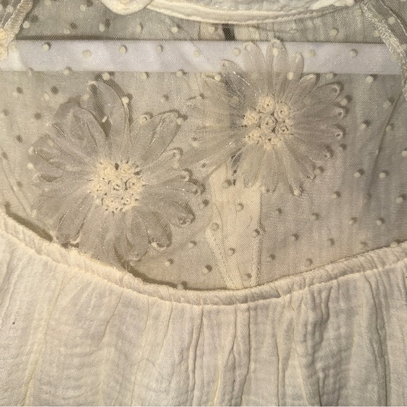 NWT Beautiful Cream Sheer lacing linen feel Ruffle Blouse - Picture 7 of 10